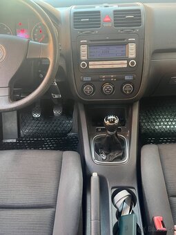 Golf 5, motor 1.4 benzin 59kW STK 10/2026, servisní kniha, - 8
