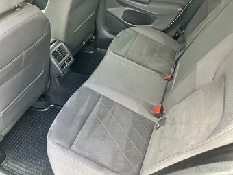 Volkswagen Golf 2.0TDI 110kW DSG STYLE MATRIX - 8