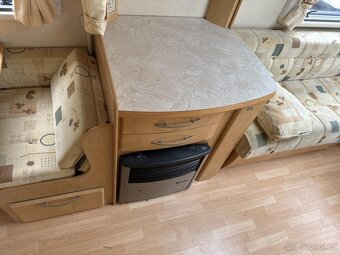 Bailey Senator Carolina Počet lůžek: 6-7 míst - 8