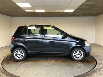 TOYOTA YARIS 1.0 VVT-i - 8