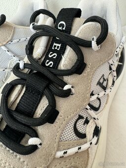 Prodám nové Guess boty vel. 37- koupeno jako špatná velikost - 8