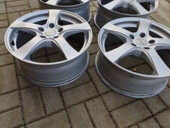 Alu kola Dezent TU silver R17 5x112 7Jx17 - 8