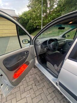 Renault Megan scenik - 8
