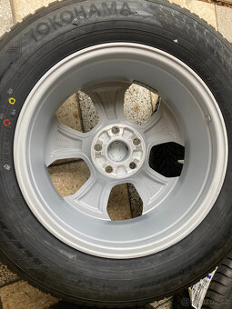 ALU disky 5x114.3 R17 Toyota RAV4 - originál - 8