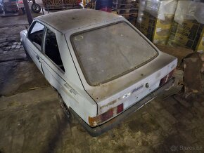 Ford Escort mk3 kastle - 8