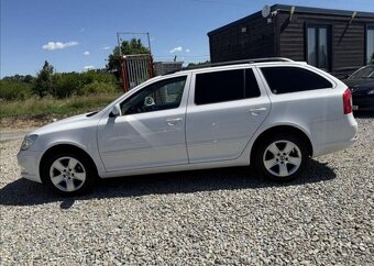 Škoda Octavia 1,6 TDI ELEGANCE,TAŽNÉ,+KOLA nafta manuál - 8