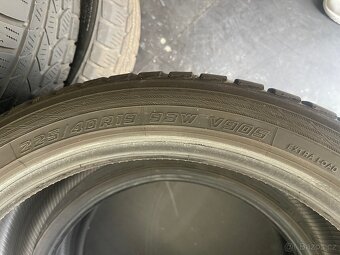 Prodam sezonu jetá zimni pneu na Mercedes C43 AMG. - 8