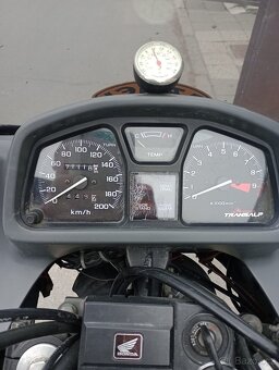 Honda XL 600V Transalp - 8