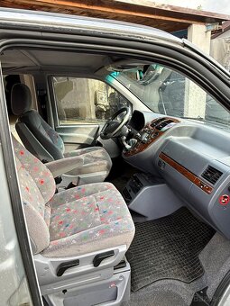 Mercedes benz Viano W638 - 8