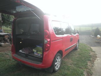 Fiat Dobló Multi-Jet 1.6JTD,5Míst,Serviska,1Maji. - 8