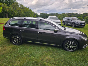 VW Passat Variant B7 103KW/140HP Higline + zimní pneu - 8