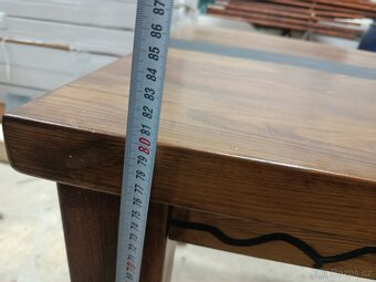 Stůl masivní sibiřský modřín - 8