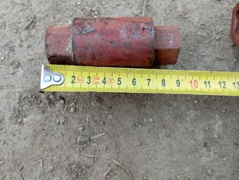 TERA VARI , MOUNDFIELD , RS 09 - 8