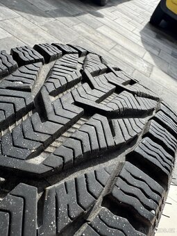 195/55/R16 87 zimni - 8