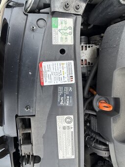 Prodám Golf 6 1.6 mpi - 8