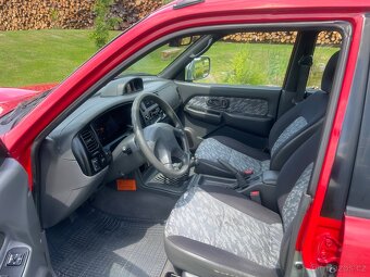 Mitsubishi L 200 - 8