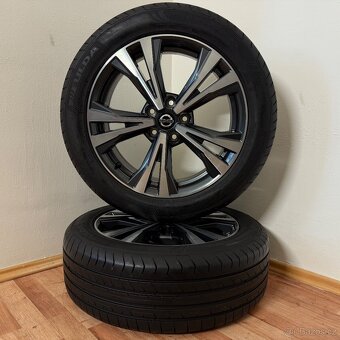 NISSAN QASHQAI 5x114,3 R18 ET40+LETNÍ 215/55R18 6mm - 8
