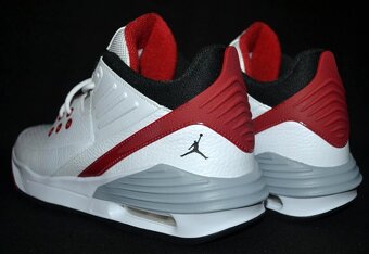 Kožené tenisky zn. Nike Jordan Max Aura 5 vel. 43 - 8