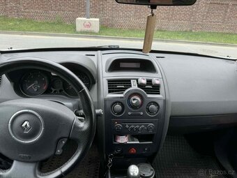 Renault Megane - 8
