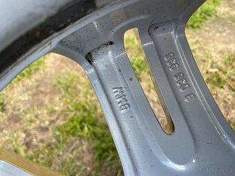 Dvourozměrná kola BMW R17 Style 194M 5x120 8Jx17 / 8.5Jx17 - 8