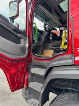 Prodám, nový DAF XFc 530ps FAD 8x4 S3 VS mont, sklápěčka - 8