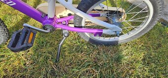 dětské dívčí kolo Specialized Hotrock 16 - 8