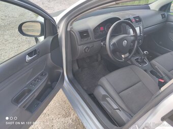 VW Golf V 1.9TDi KIimatronic Navigace DVD parkovací čidla - 8