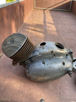 ČZ 150C - 8