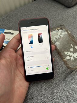 Prodám iPhone SE2020 256gb (100% kondice baterie) - 8