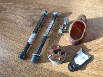 Prodám náhradní díly na jawetta 551 a Stadion S 11 a S 22 - 8