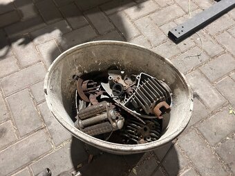 Jawa 555, Jawa díly - 8