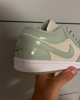 Air Jordan 1 Low tenisky, vel. 39 - 8