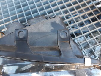 Predni světla seat ibiza - 8