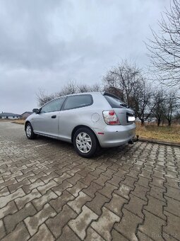 Honda civic 7g - 8