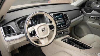 Volvo XC90 B5 - 8