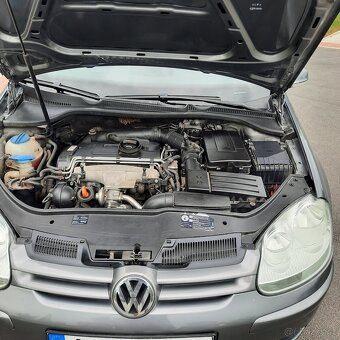 Volkswagen golf 5 2.0tdi,103kw,221000km. - 8