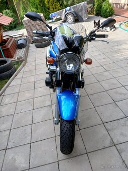 Kawasaki zr7 - 8