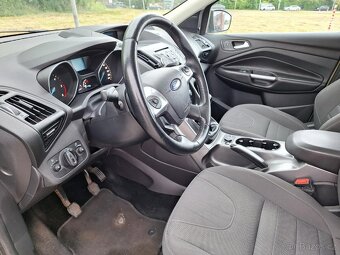 Ford Kuga - 8