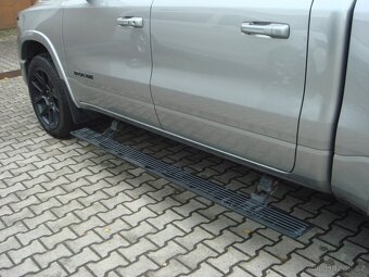 Dodge RAM 3.0 diesel 194kw 2023 23tkm Laramie DPH - 8