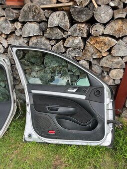 Škoda octavia 2 combi dveře - 8