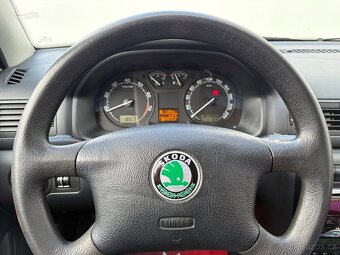 Škoda Octavia 2.0i, 85kW Automat, Klima - 8