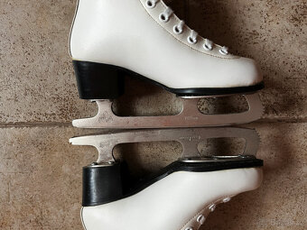 Brusle dětské dívčí vel. 32 - 8