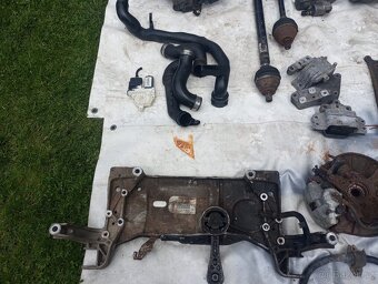 VW Touran Cross 2.0 TDI 2007-2010 - 8