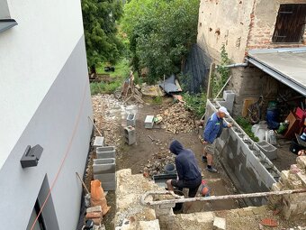 REKONSTRUJEME BUTY A DOMY, KOUPELNY, PLOTU, TERASU, FASÁDU - 8