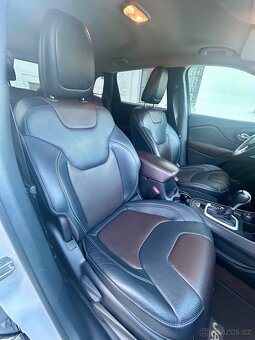JEEP CHEROKEE 2.0D 125KW 4x4 -LIMITED-AUT-KUŽE-NAVI-TAŽNÉ - 8