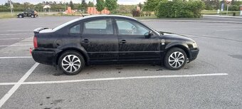 Vw Passat 1.9Tdi,81Kw - 8