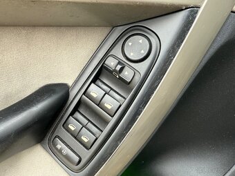 Citroen C4 Picasso 1.6 HDi 80kw 7-mistný - 8