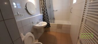 Apartmánový byt s terasou v 1. řadě u kotviště resortu Marin - 8