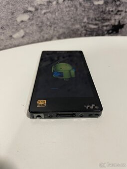 Sony Walkman NWZ-F886 digital media player - 8