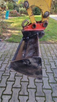 Minibagr Komatsu PC16R-3HS rok 2019 Svahovka + podkop - 8